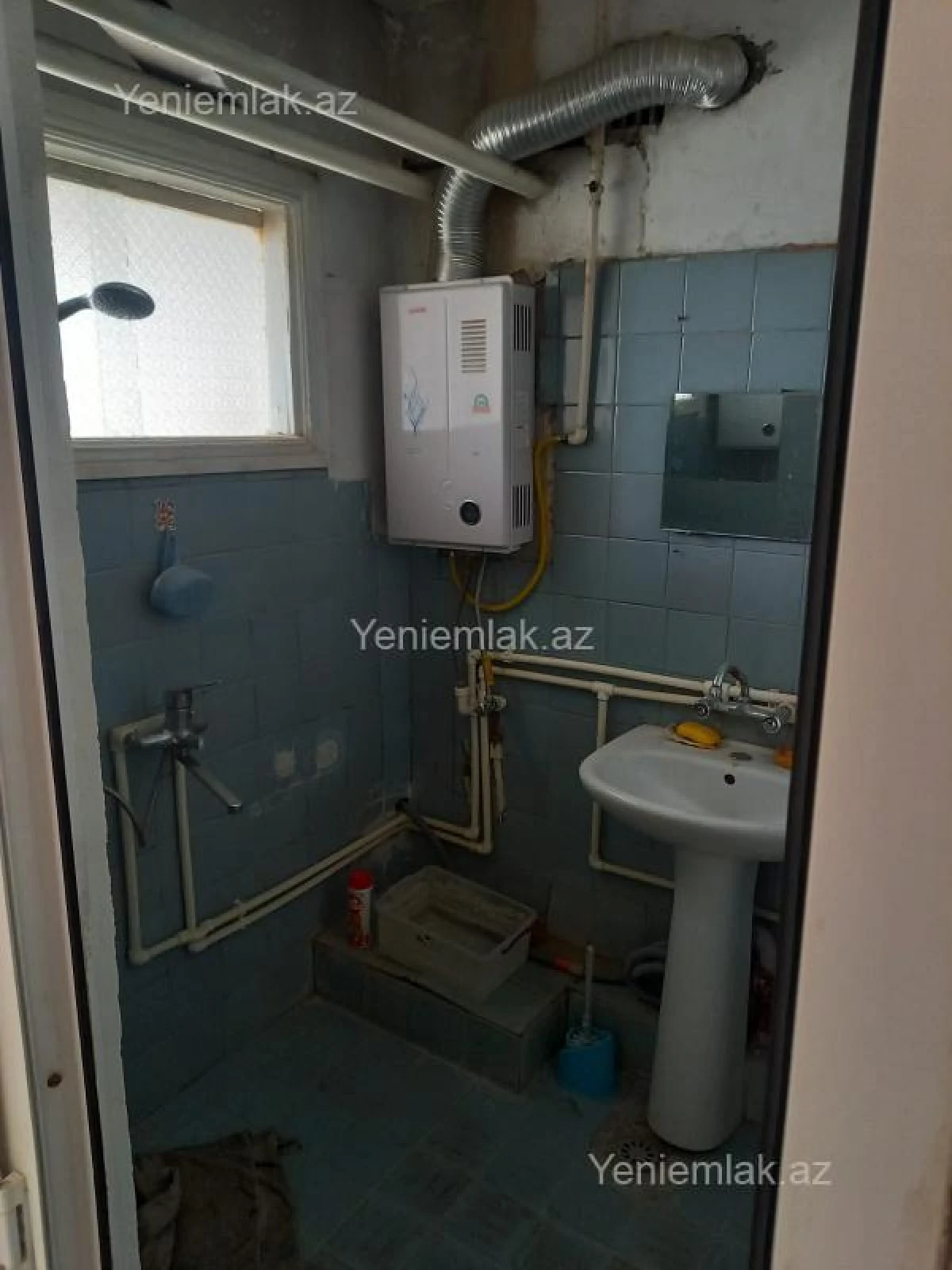 Satılır 2 otaqlı köhnə tikili 45 m²