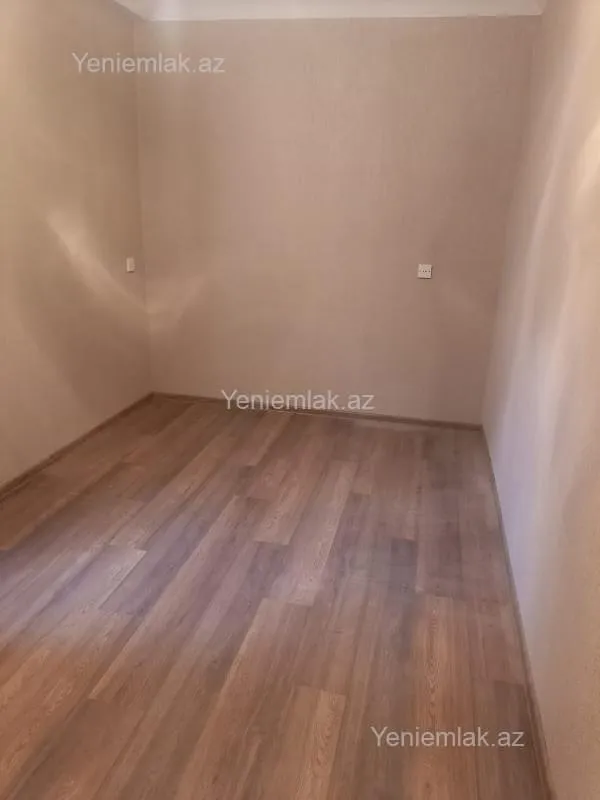 Satılır 2 otaqlı köhnə tikili 45 m²