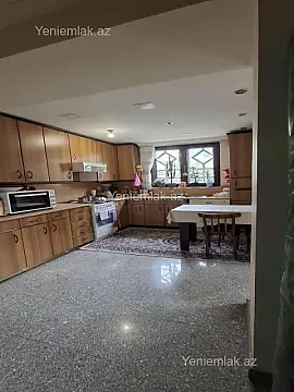 Satılır 2 otaqlı köhnə tikili 85 m² — Bakı, Nizami 2 otaq 85.00 m²