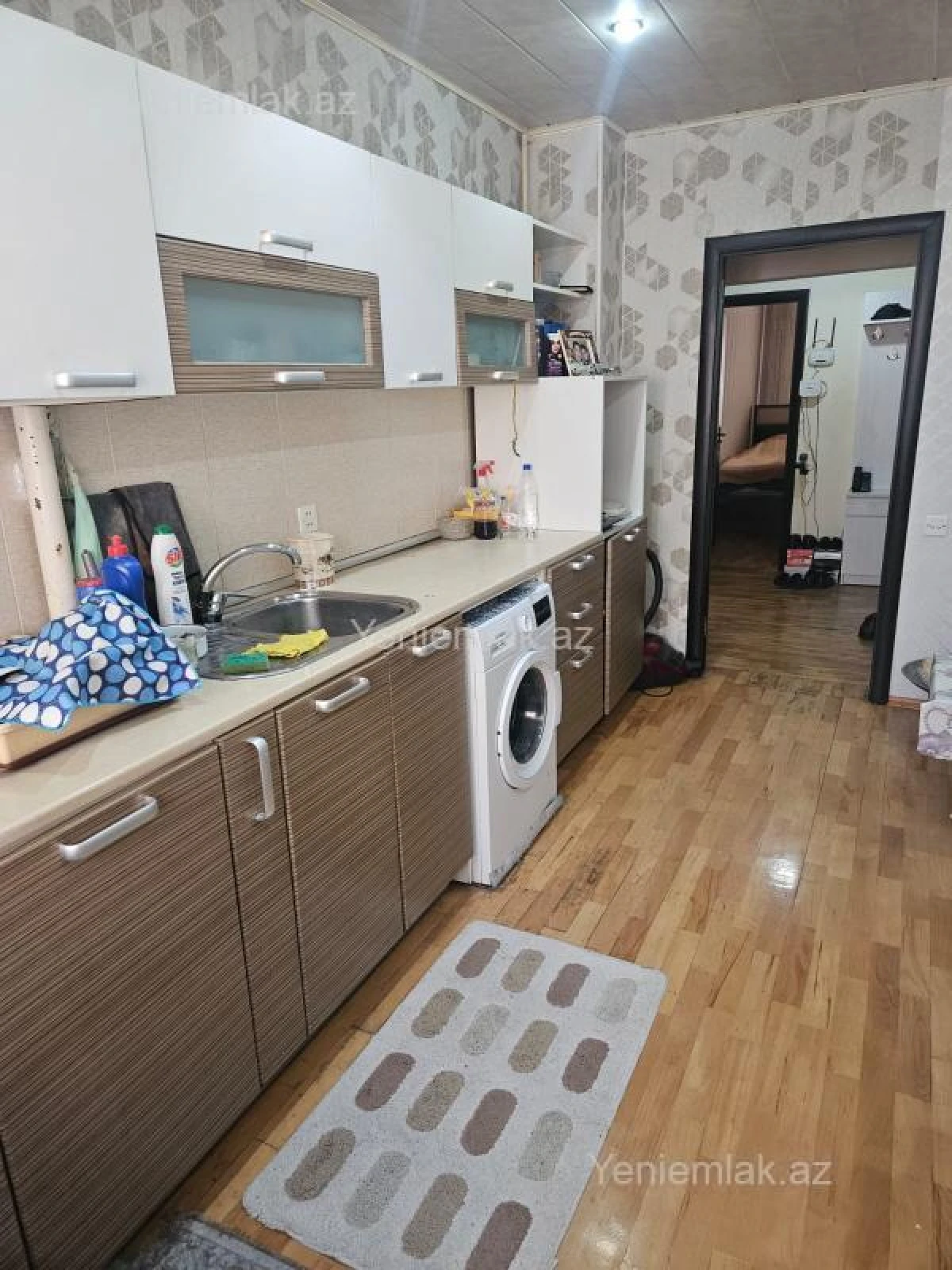 Satılır 3 otaqlı köhnə tikili 75 m²