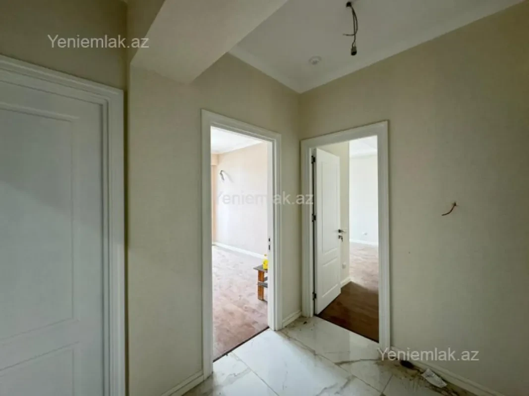 Satılır 3 otaqlı yeni tikili 72 m²