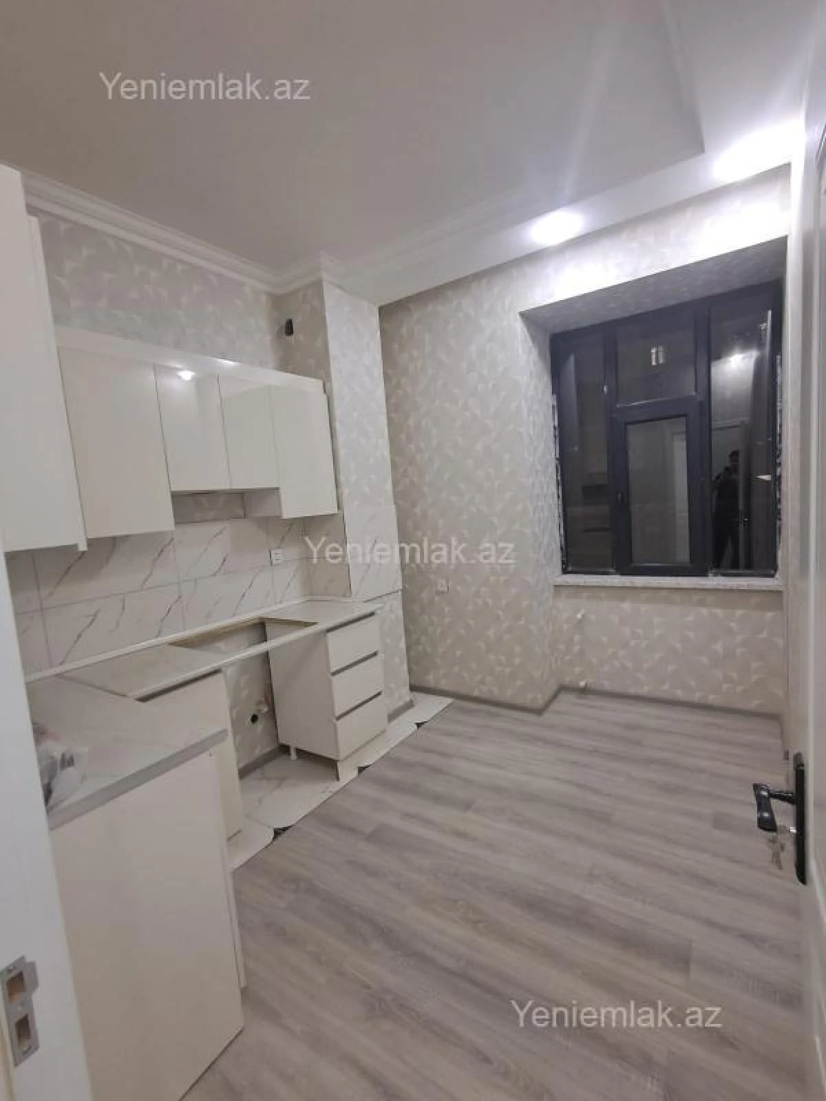 Satılır 2 otaqlı yeni tikili 63 m²
