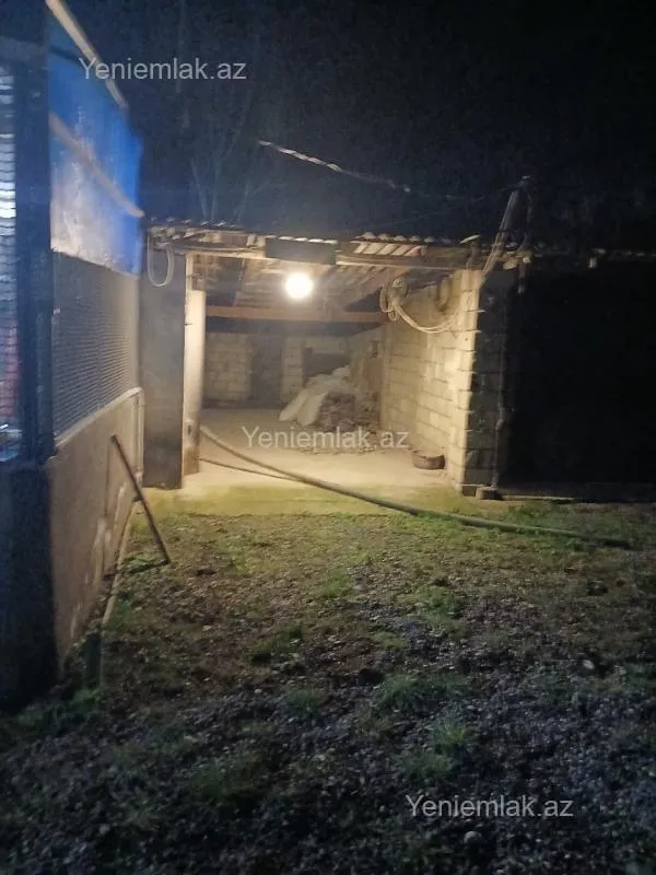 Satılır 3 otaqlı həyət evi 100 m²