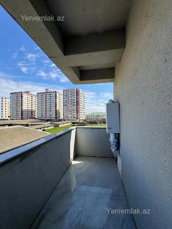 Satılır 3 otaqlı yeni tikili 82 m²