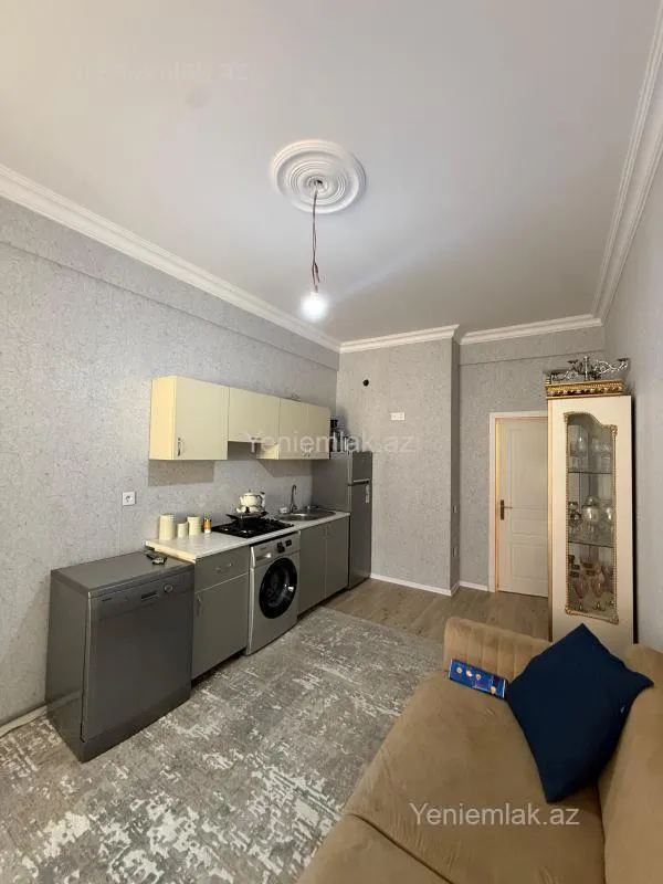 Satılır 2 otaqlı yeni tikili 81 m²