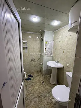 Satılır 1 otaqlı köhnə tikili 45 m²