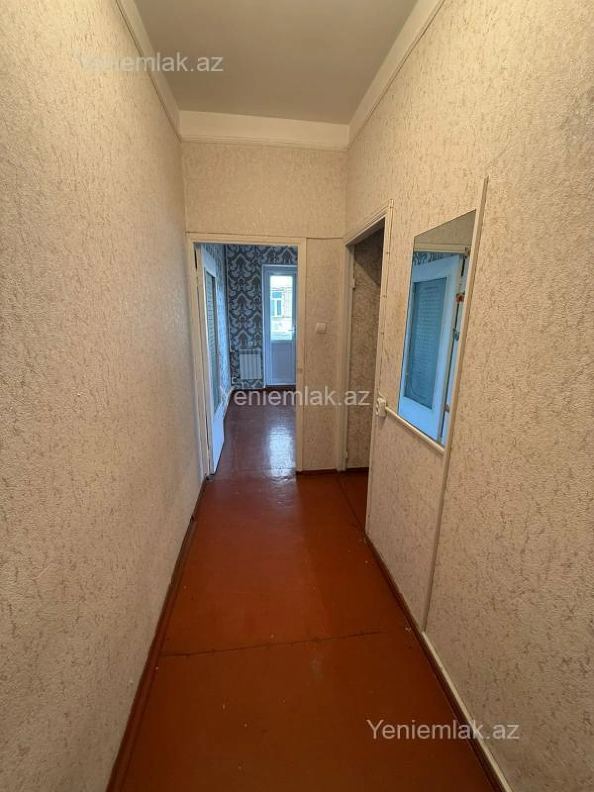 Satılır 1 otaqlı köhnə tikili 45 m²