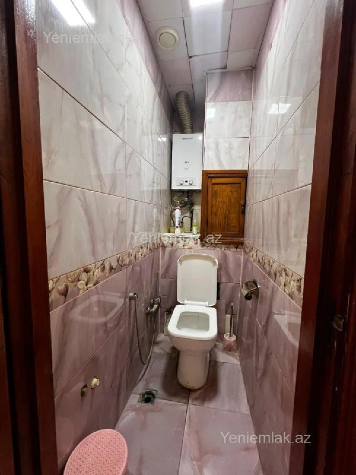 Satılır 5 otaqlı köhnə tikili 130 m²