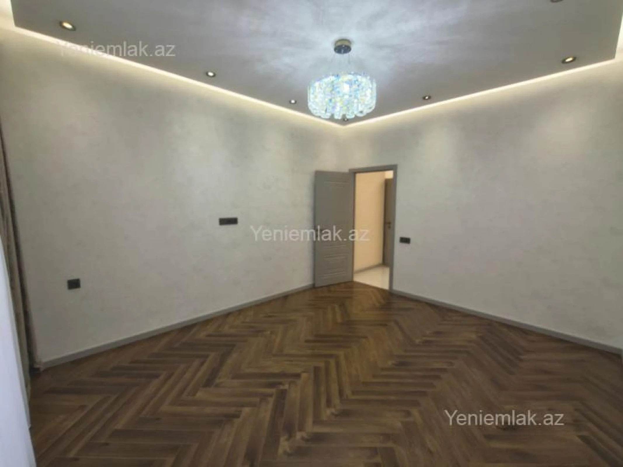 Satılır 2 otaqlı yeni tikili 80 m²