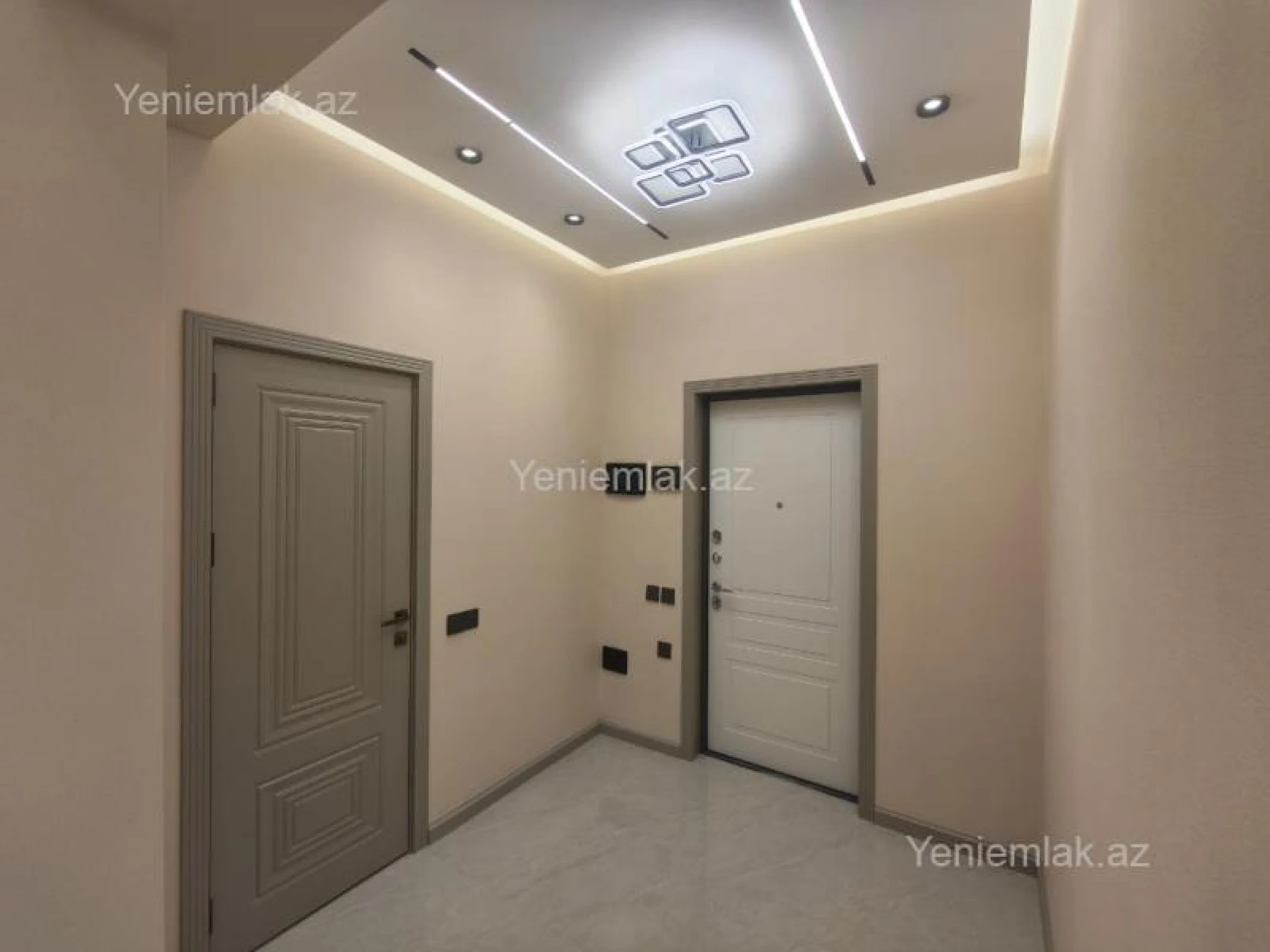 Satılır 2 otaqlı yeni tikili 80 m²