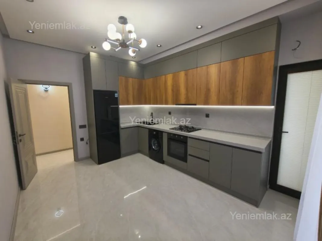 Satılır 2 otaqlı yeni tikili 80 m²