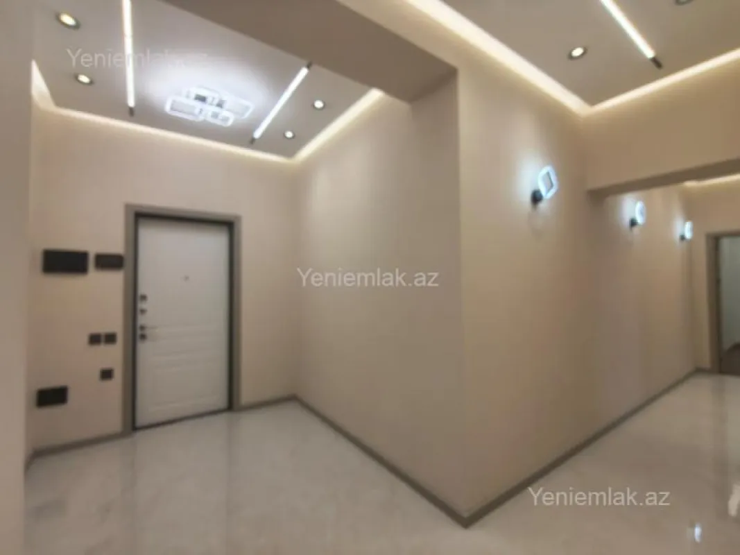Satılır 2 otaqlı yeni tikili 80 m²