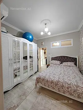 Satılır 3 otaqlı köhnə tikili 100 m²