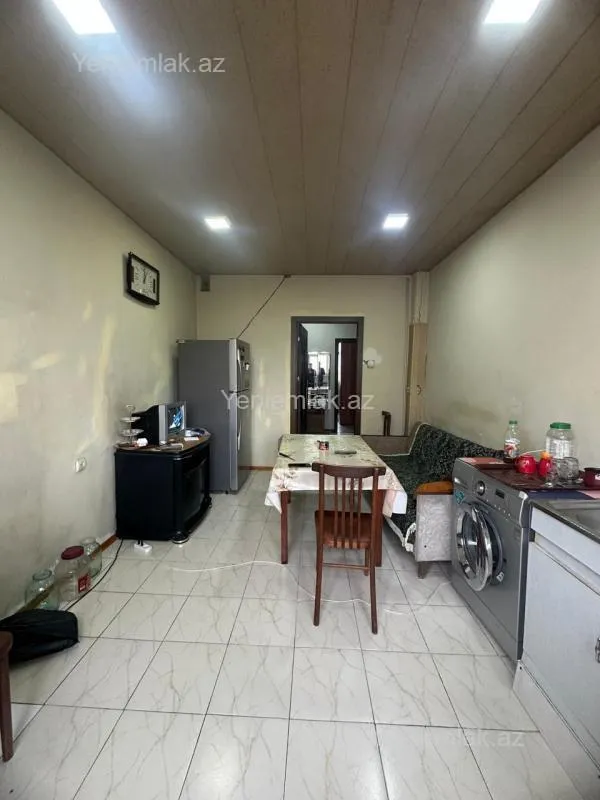 Satılır 3 otaqlı köhnə tikili 80 m²
