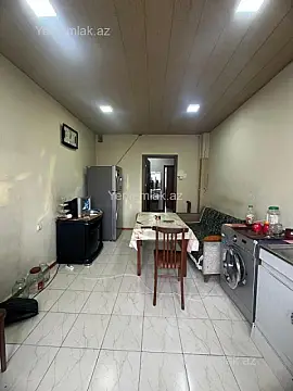 Satılır 3 otaqlı köhnə tikili 80 m²