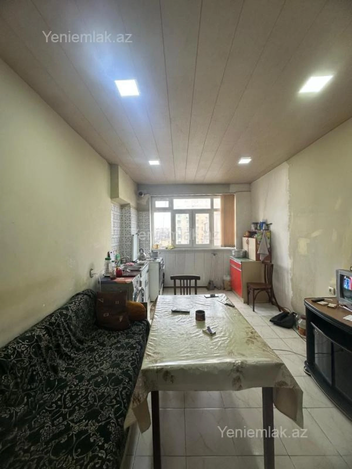 Satılır 3 otaqlı köhnə tikili 80 m²