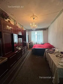 Satılır 3 otaqlı köhnə tikili 80 m²