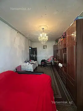 Satılır 3 otaqlı köhnə tikili 80 m²