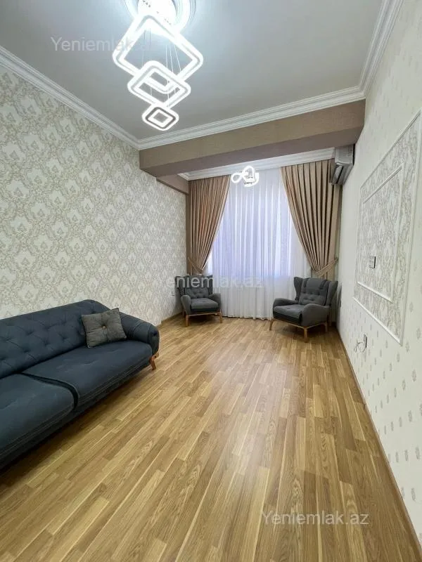 Satılır 2 otaqlı yeni tikili 60 m²