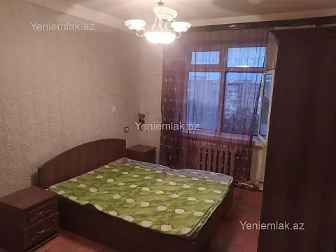 Satılır 3 otaqlı köhnə tikili 80 m²
