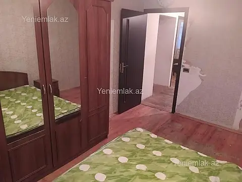 Satılır 3 otaqlı köhnə tikili 80 m²