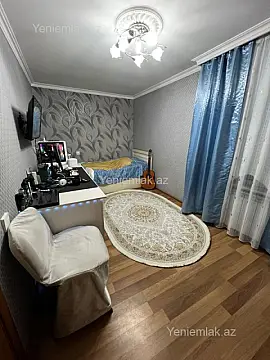 Satılır 4 otaqlı köhnə tikili 90 m²