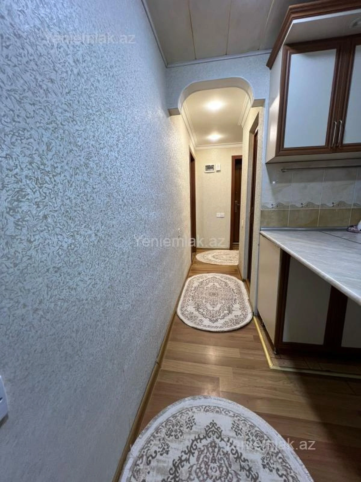 Satılır 4 otaqlı köhnə tikili 90 m²