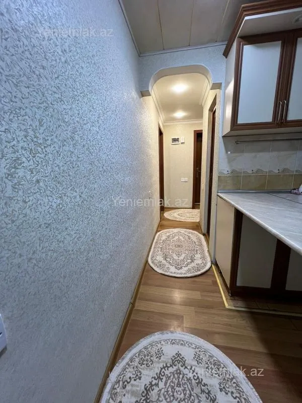 Satılır 4 otaqlı köhnə tikili 90 m²