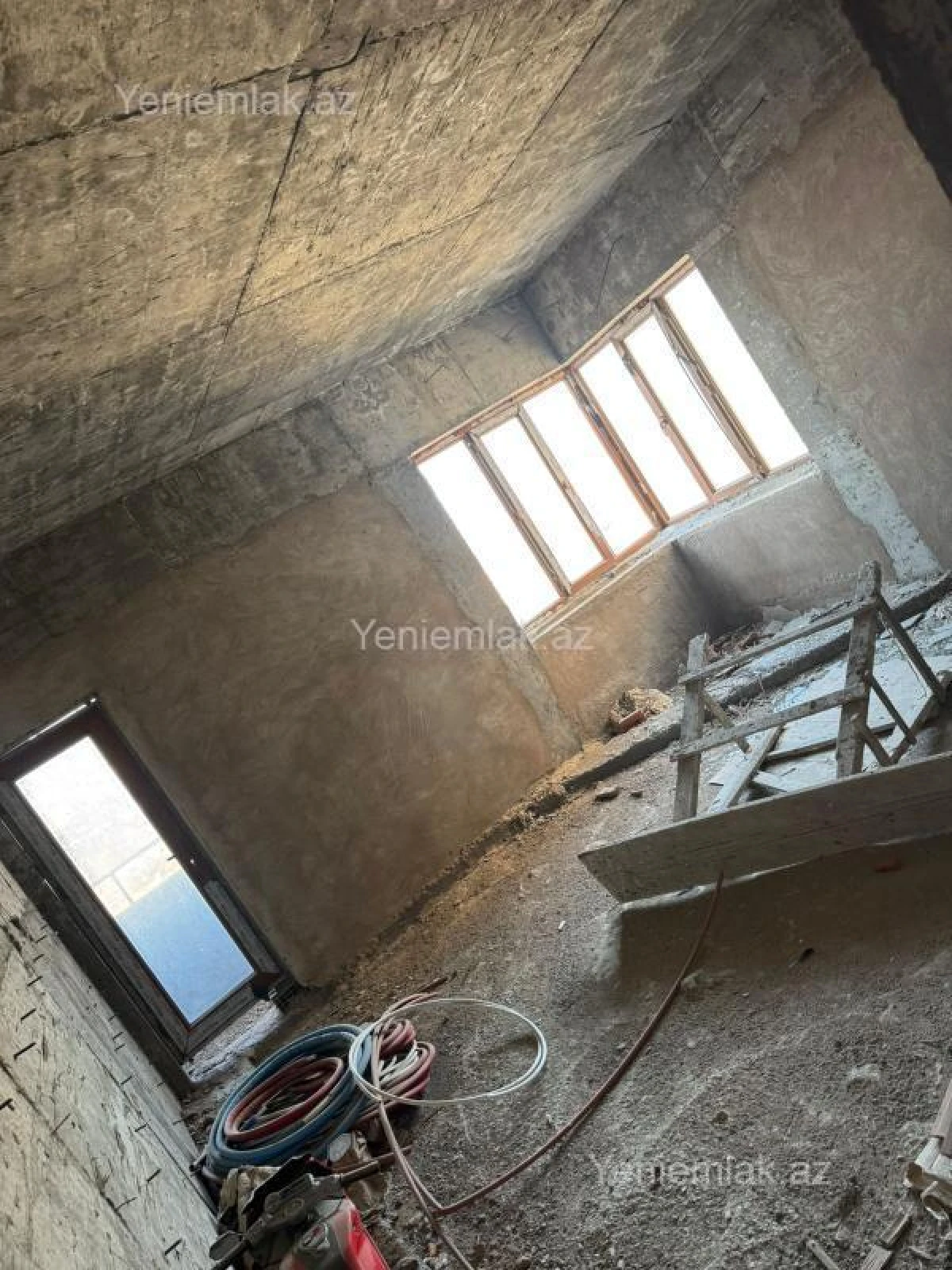 Satılır 3 otaqlı yeni tikili 154 m²