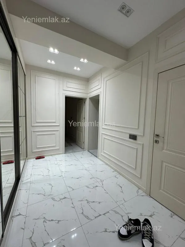 Satılır 2 otaqlı yeni tikili 55 m²