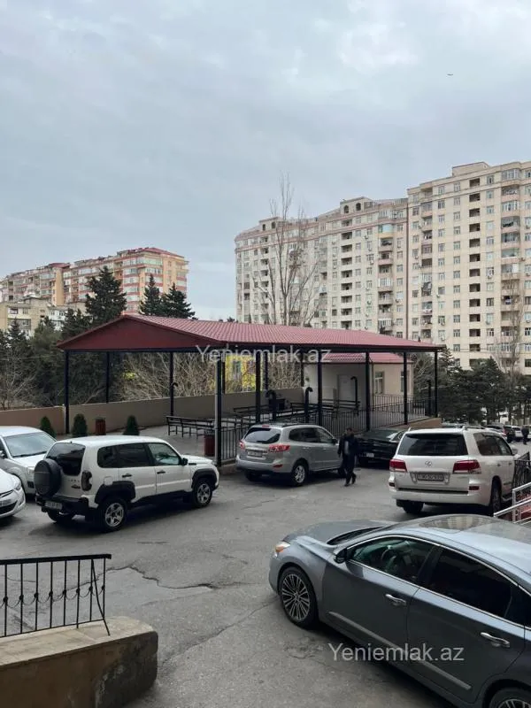 Satılır 2 otaqlı yeni tikili 90 m²