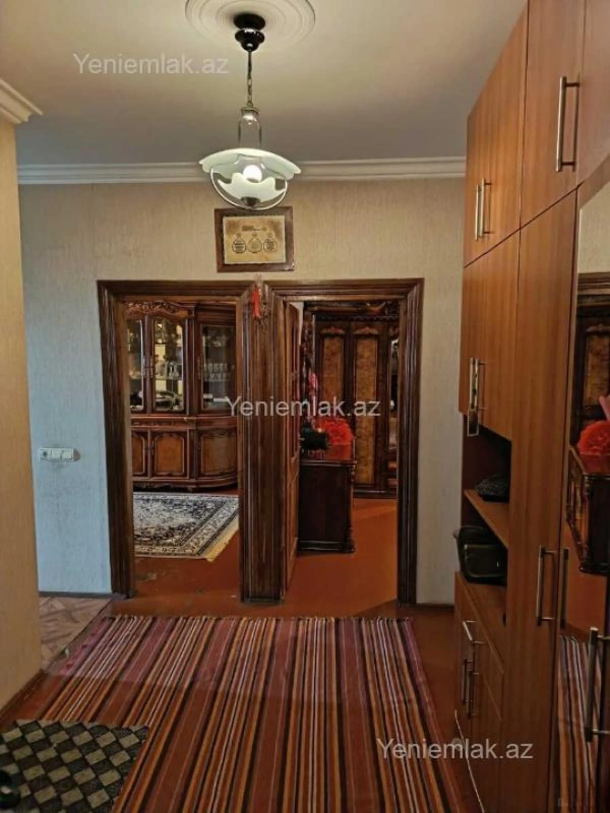 Satılır 4 otaqlı köhnə tikili 90 m²