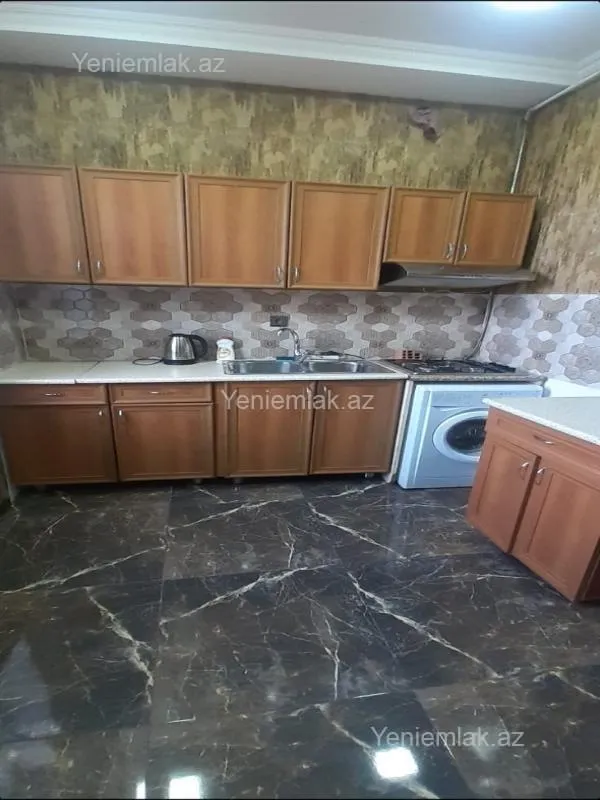 Satılır 2 otaqlı köhnə tikili 60 m²