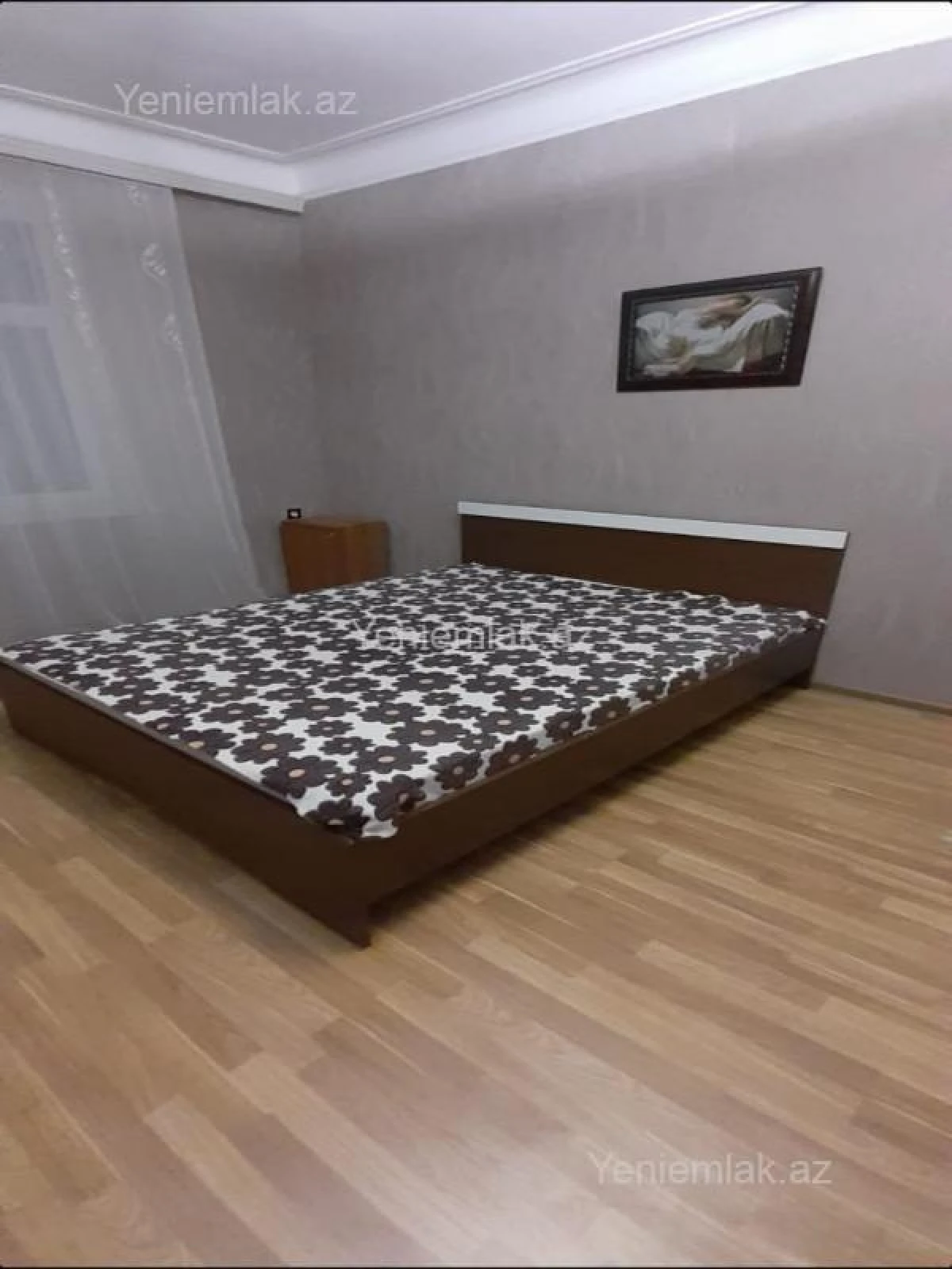 Satılır 2 otaqlı köhnə tikili 60 m²