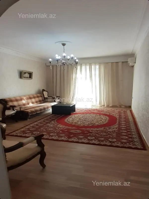 Satılır 2 otaqlı köhnə tikili 60 m²