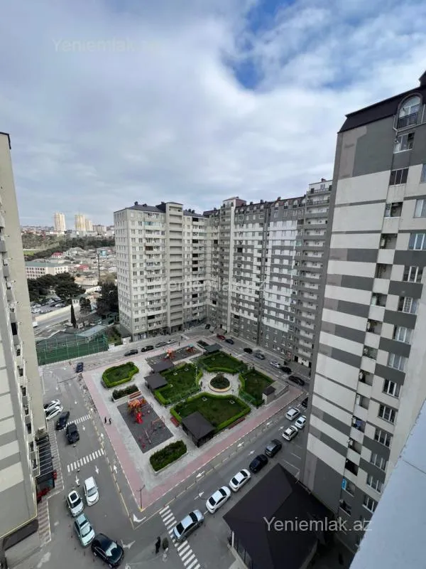 Satılır 2 otaqlı yeni tikili 68 m²