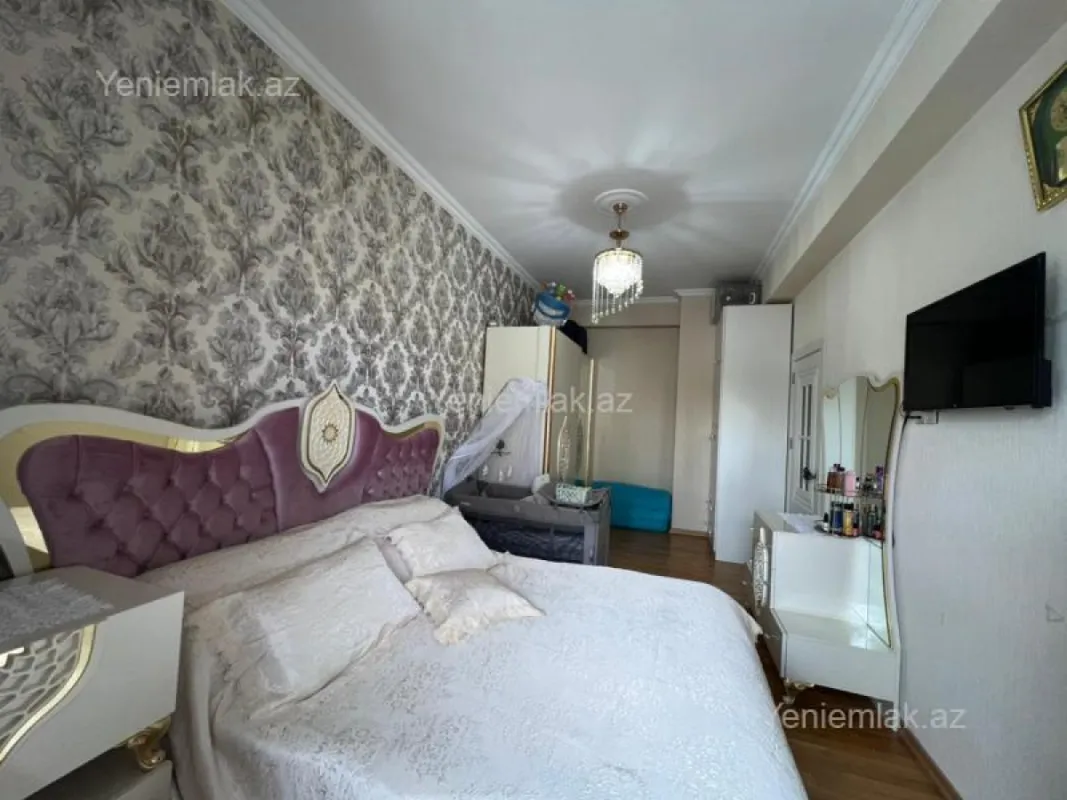 Satılır 2 otaqlı yeni tikili 68 m²