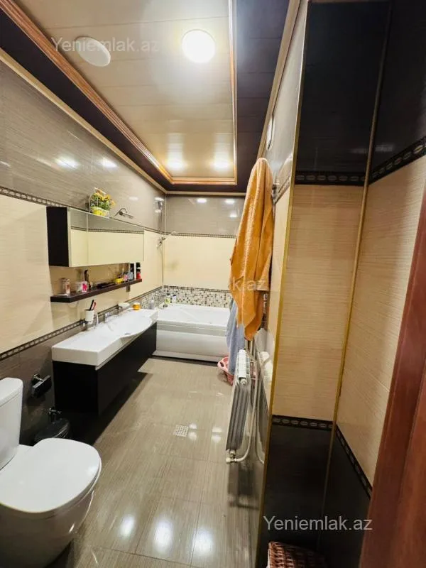 Satılır 4 otaqlı yeni tikili 230 m²