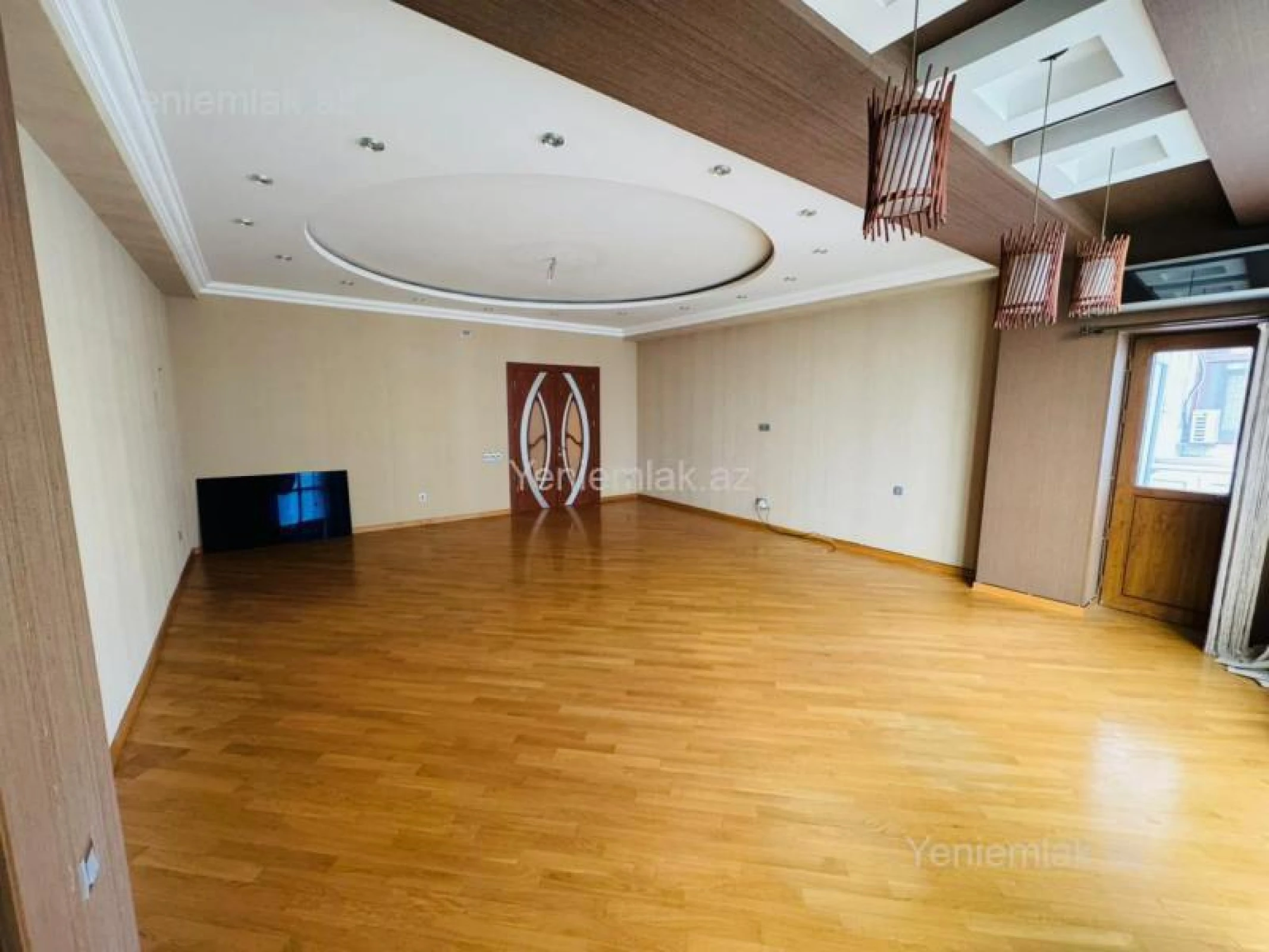 Satılır 4 otaqlı yeni tikili 230 m²