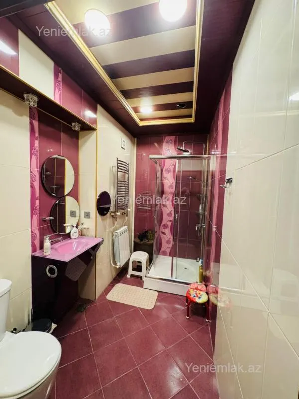 Satılır 4 otaqlı yeni tikili 230 m²