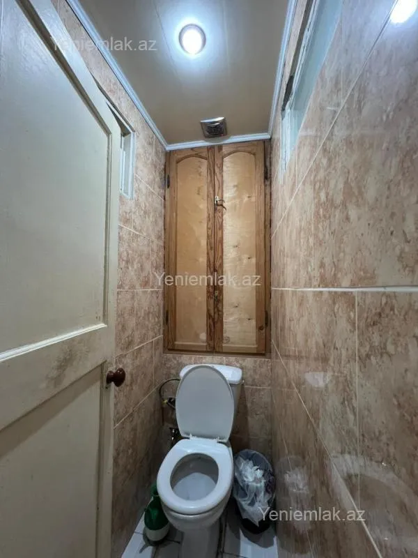 Satılır 3 otaqlı köhnə tikili 70 m²