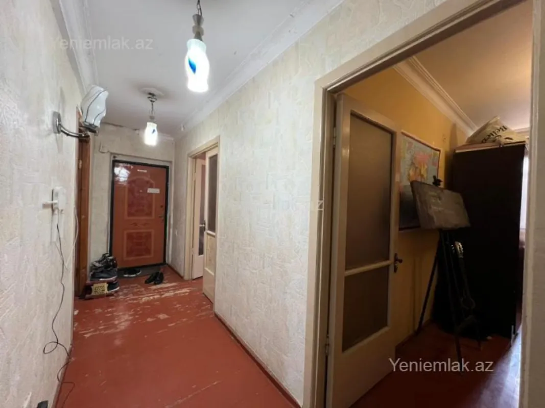 Satılır 3 otaqlı köhnə tikili 70 m²