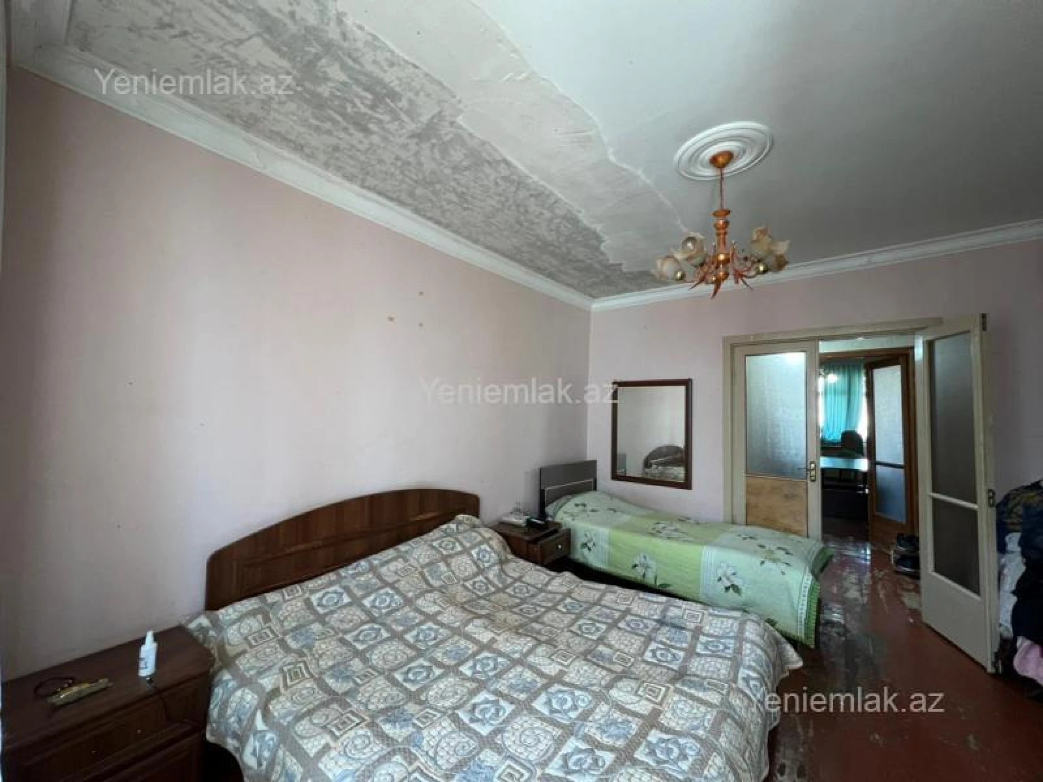 Satılır 3 otaqlı köhnə tikili 70 m²