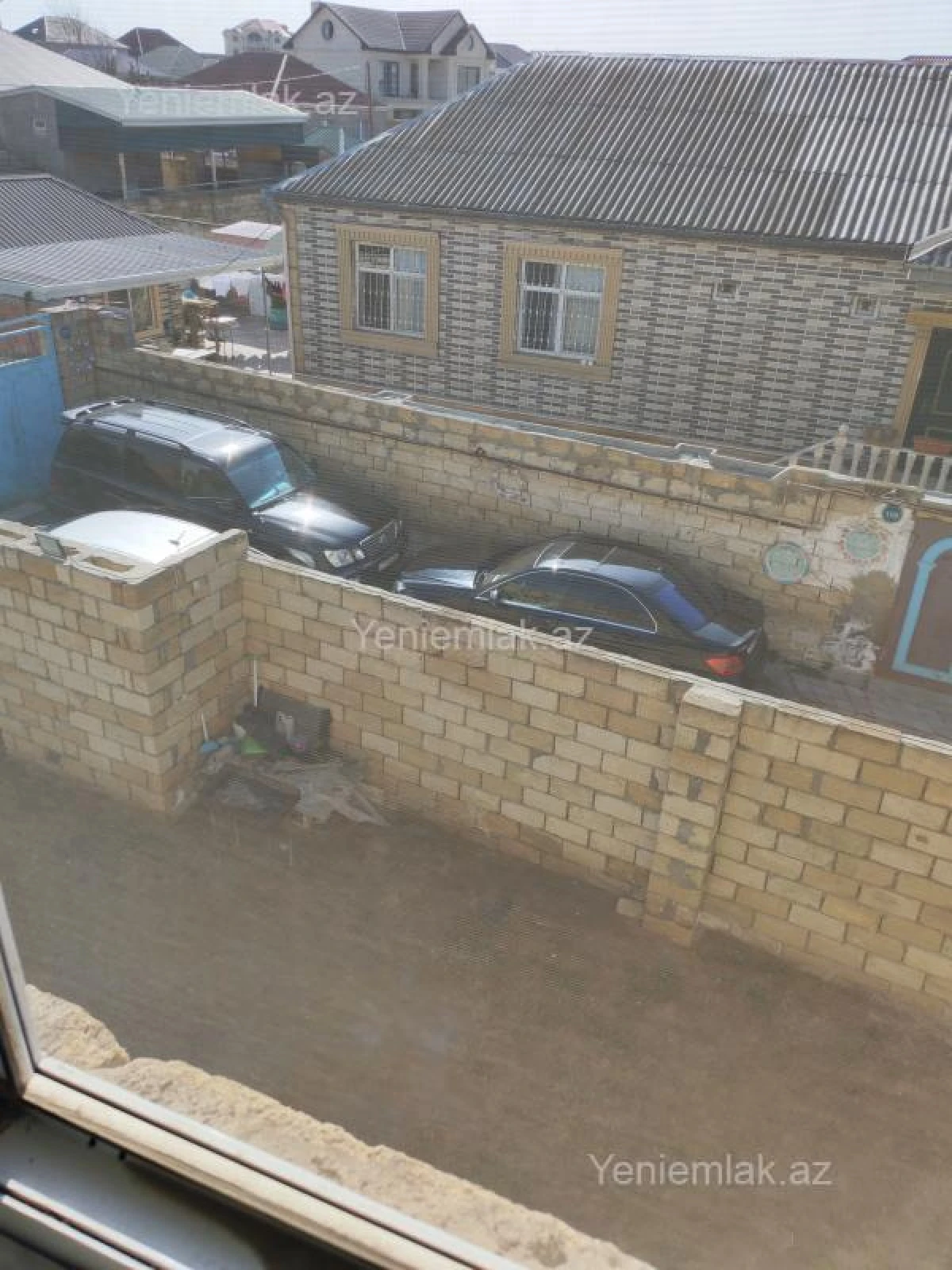 Satılır 6 otaqlı həyət evi 350 m²