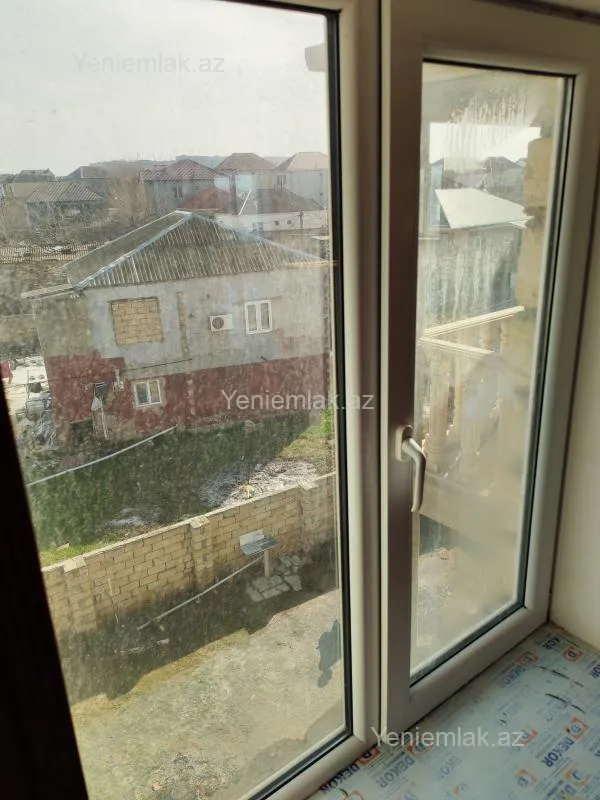 Satılır 6 otaqlı həyət evi 350 m²
