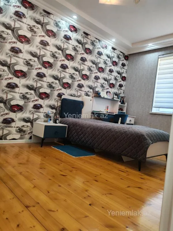 Satılır 6 otaqlı həyət evi 350 m²