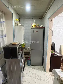 Satılır 2 otaqlı köhnə tikili 65 m²