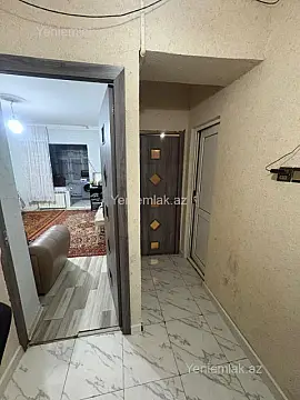 Satılır 2 otaqlı köhnə tikili 65 m²