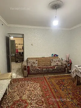 Satılır 2 otaqlı köhnə tikili 65 m²