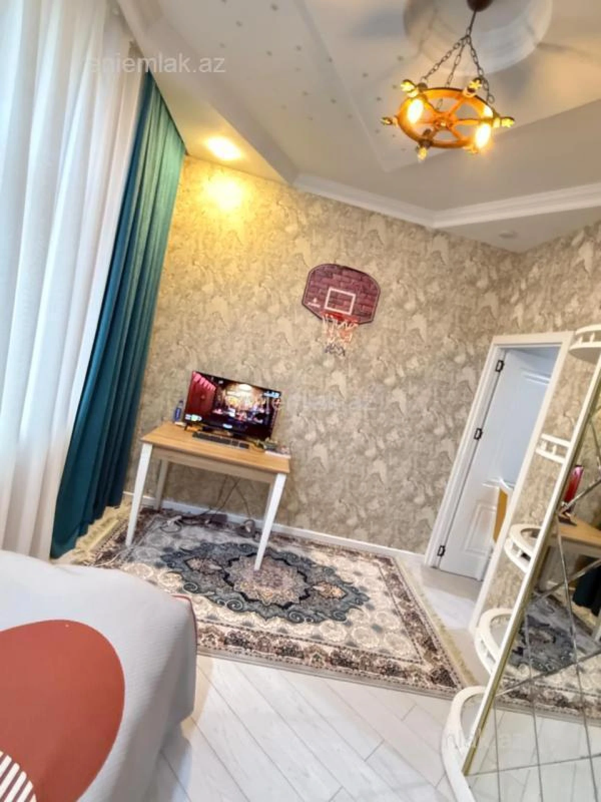 Satılır 4 otaqlı yeni tikili 130 m²